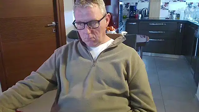 Dutch_Daddy 网络视讯表演