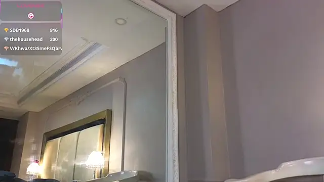 CharlesBrown_ 现场XXX聊天