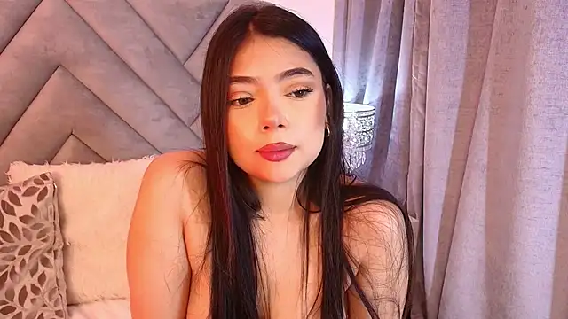 sara_owens7's Live XXX Chat