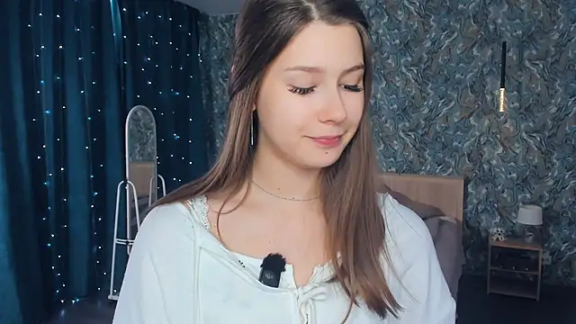 MondoNeko Adlı Modelin Web Kamerası Şovu