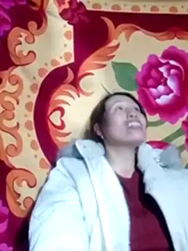 Gummiesu 现场XXX聊天