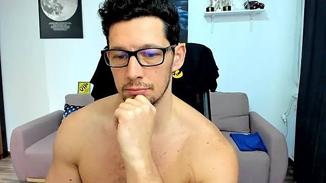 BrutusK08 Live XXX-Chat