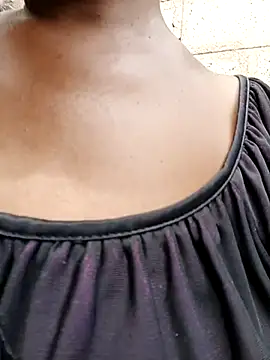 Ledi_brown's Webcam Show