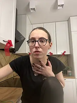 MartiniiSelenna 现场XXX聊天