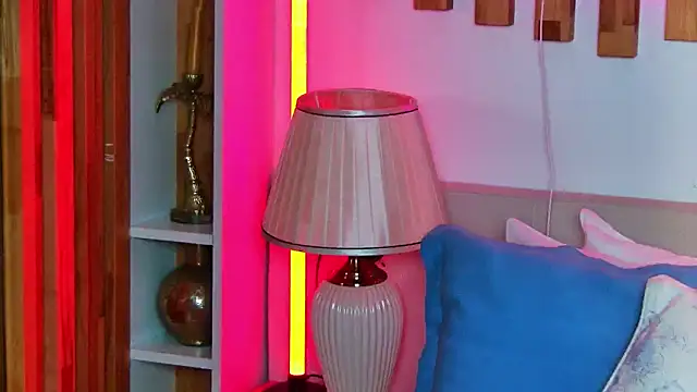 Онлайн чат XXX CeylanXO