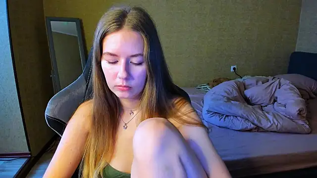 EmilyPaw Chat XXX in diretta