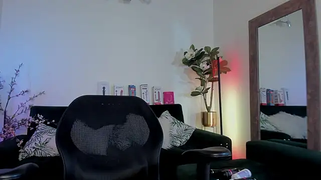 tyler_jones_: απευθείας συνομιλία ΧΧΧ