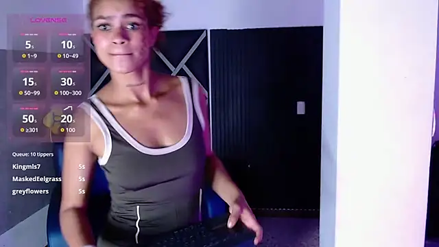 Saray-sexy1 现场XXX聊天