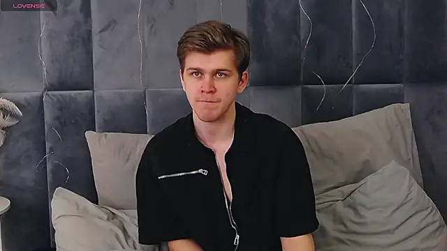 NickJohnas 现场XXX聊天