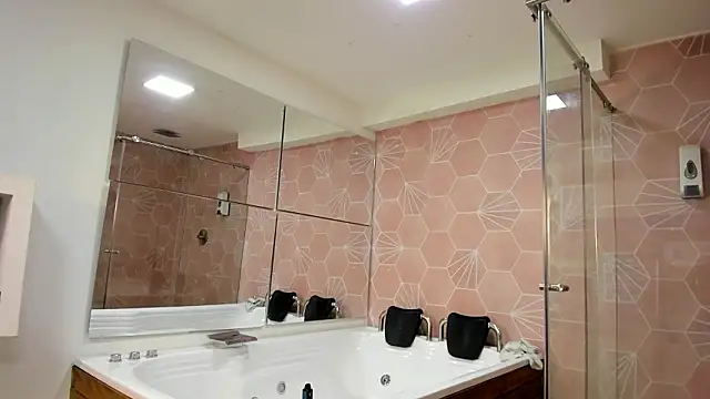 Maximo_Zahir 现场XXX聊天