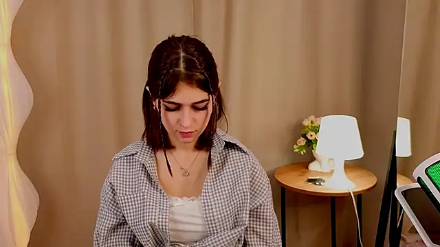 HaIinaDifabio Chat XXX in diretta