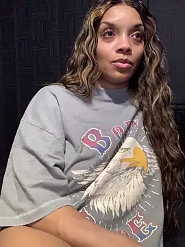 Rakiyahcharms' Live XXX Chat