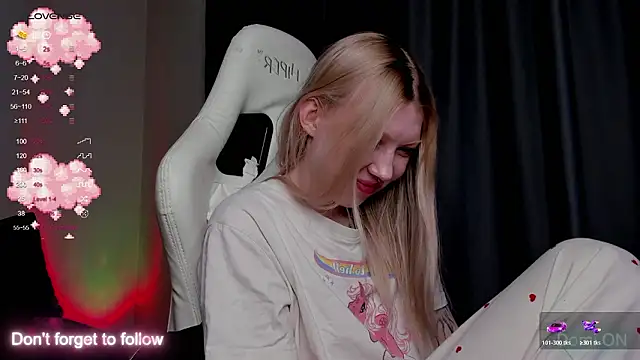 takeyourmolly Adlı Modelin Canlı XXX Sohbeti