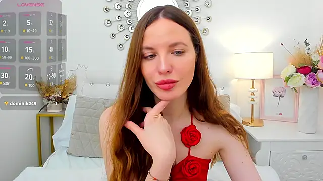 Chatroom XXX en direct de MonaRicci