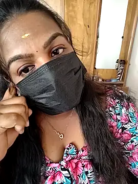 Tamil_Shara Adlı Modelin Web Kamerası Şovu