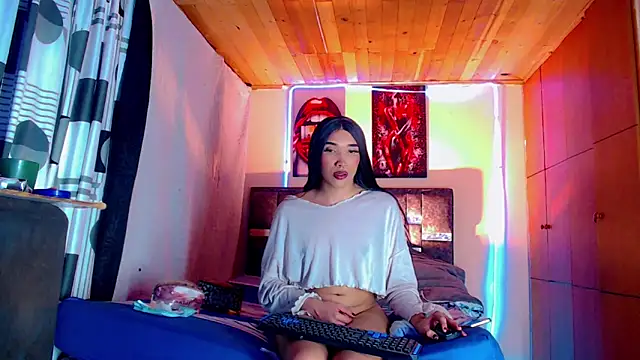 MiaFernandadoll Webcam show