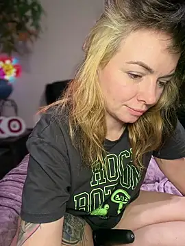 Chat +18 de MarlaFknSinger ao vivo