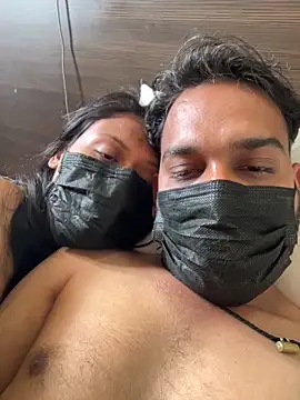 Chatroom XXX en direct de indianshycouple