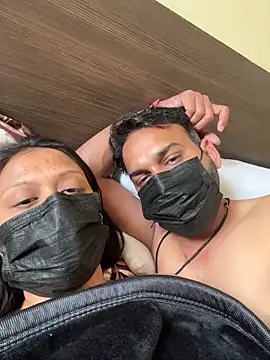 indianshycouple élő XXX-chatje