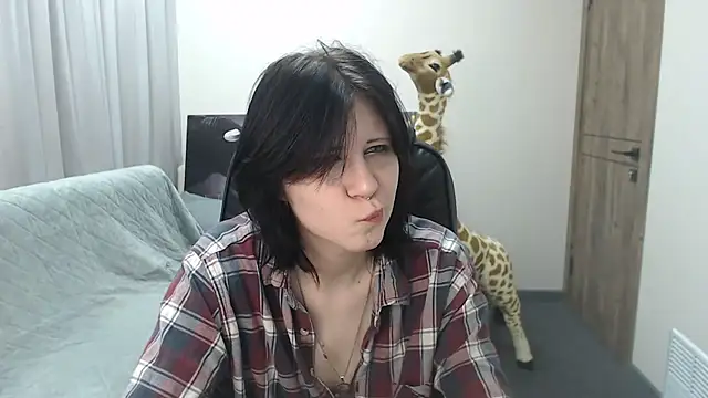 Pokazy przed kamerką – TinaQuiin