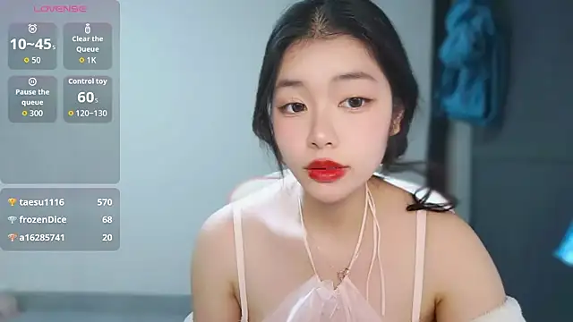 Chat XXX ao vivo de -XiaoYu-777