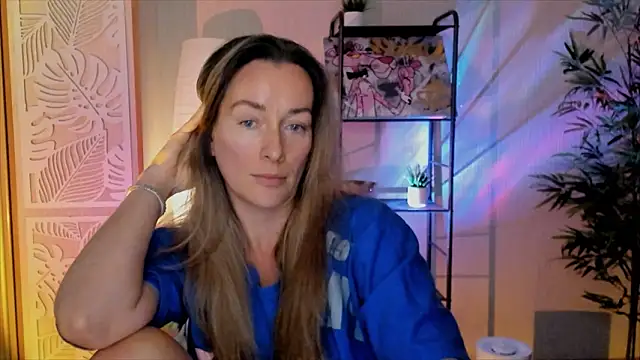 Chat XXX ao vivo de RebeccaMartinez