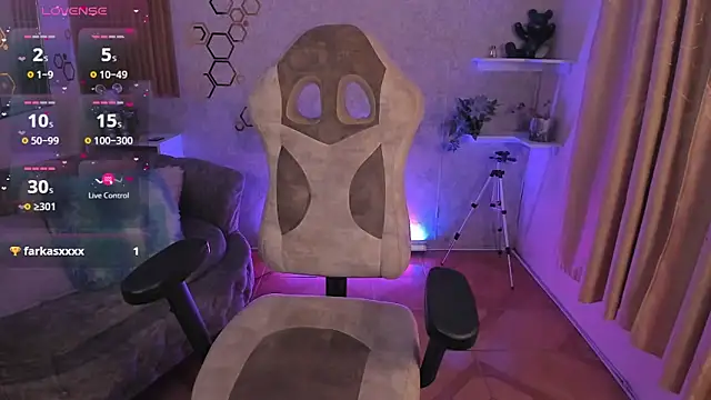 mia_catt05: онлайн-секс-чат