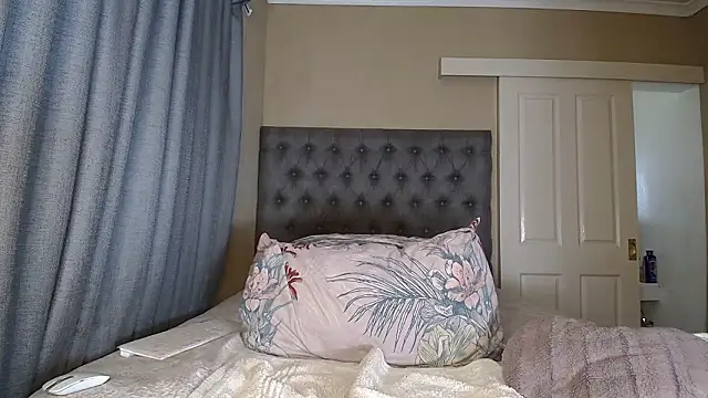 nanababe1 라이브 XXX 채팅