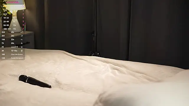 LettySlovacek: онлайн-секс-чат