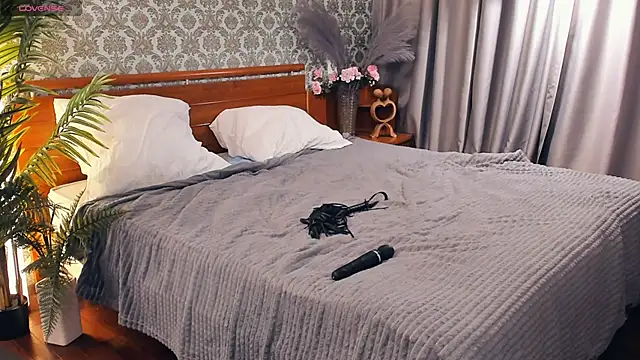 MikeDreese Adlı Modelin Canlı XXX Sohbeti