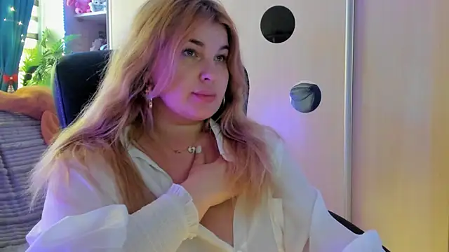 CoraSwon Chat XXX live