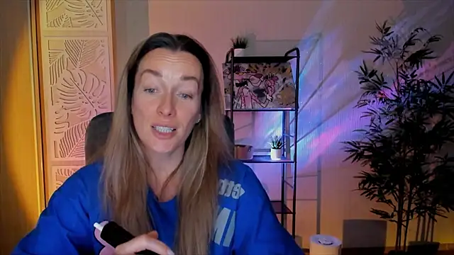 Chatroom XXX en direct de RebeccaMartinez