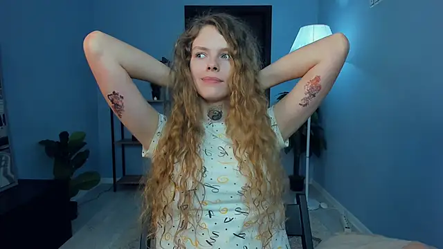 RayaNenlia: απευθείας συνομιλία ΧΧΧ