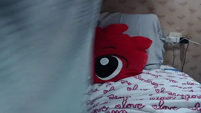 fabiolagg: διαδικτυακό σόου στην κάμερα