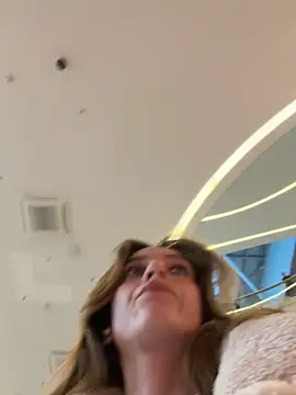 Czat XXX na żywo – -AngelAri-