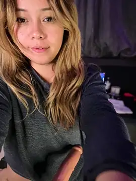 MerlyG 网络视讯表演