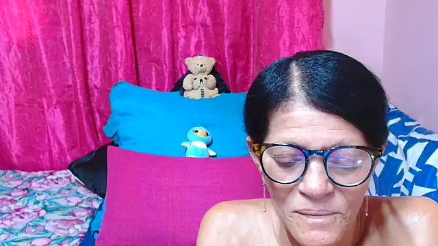 SLUTTYROXY Live XXX-chat