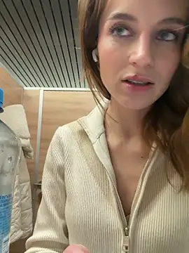 Chat XXX en directo de -AngelAri-