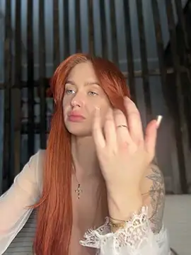 LittleFox___ Chat XXX in diretta