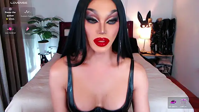 xQueenElektrax 现场XXX聊天