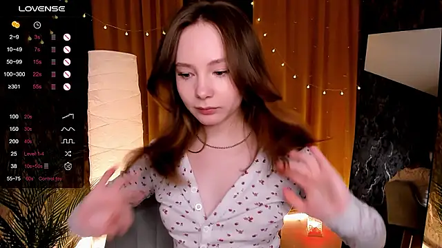 LanaBlu_ 现场XXX聊天