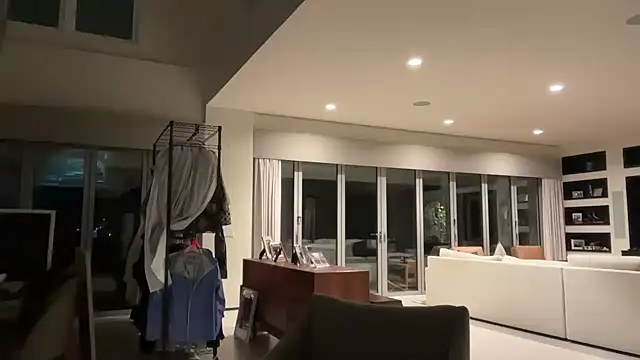 69woodinson 现场XXX聊天