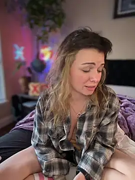 Онлайн чат XXX MarlaFknSinger