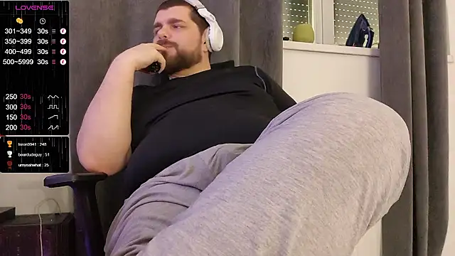 KingMarti Adlı Modelin Canlı XXX Sohbeti