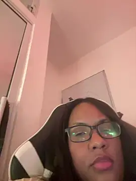 Chaniita's Webcam Show