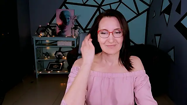 UnaTerra élő XXX-chatje