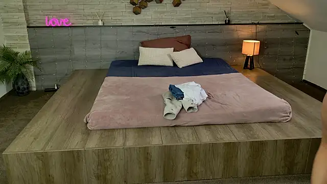 hornyb33_ Live XXX Chat