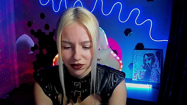 mistress_annaa Adlı Modelin Canlı XXX Sohbeti