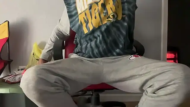 Chat XXX en directo de KcChiefBBC69