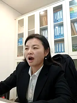 XXX chat uživo modela ialnuyoa_h